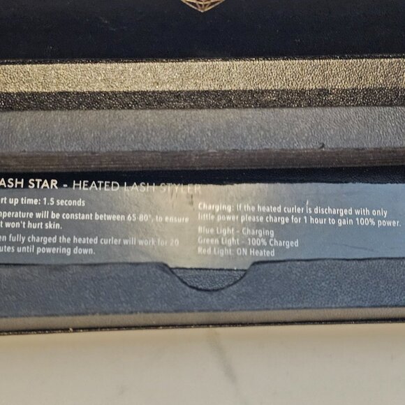 Lash Star Heated Lash Styler - Picture 9 of 9